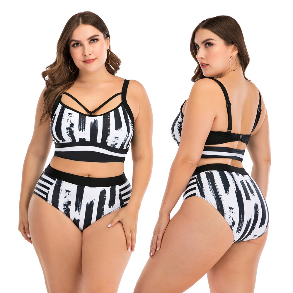 Dwuczęściowy Strój Kąpielowy Plus Size W Egzotyczne Wzory