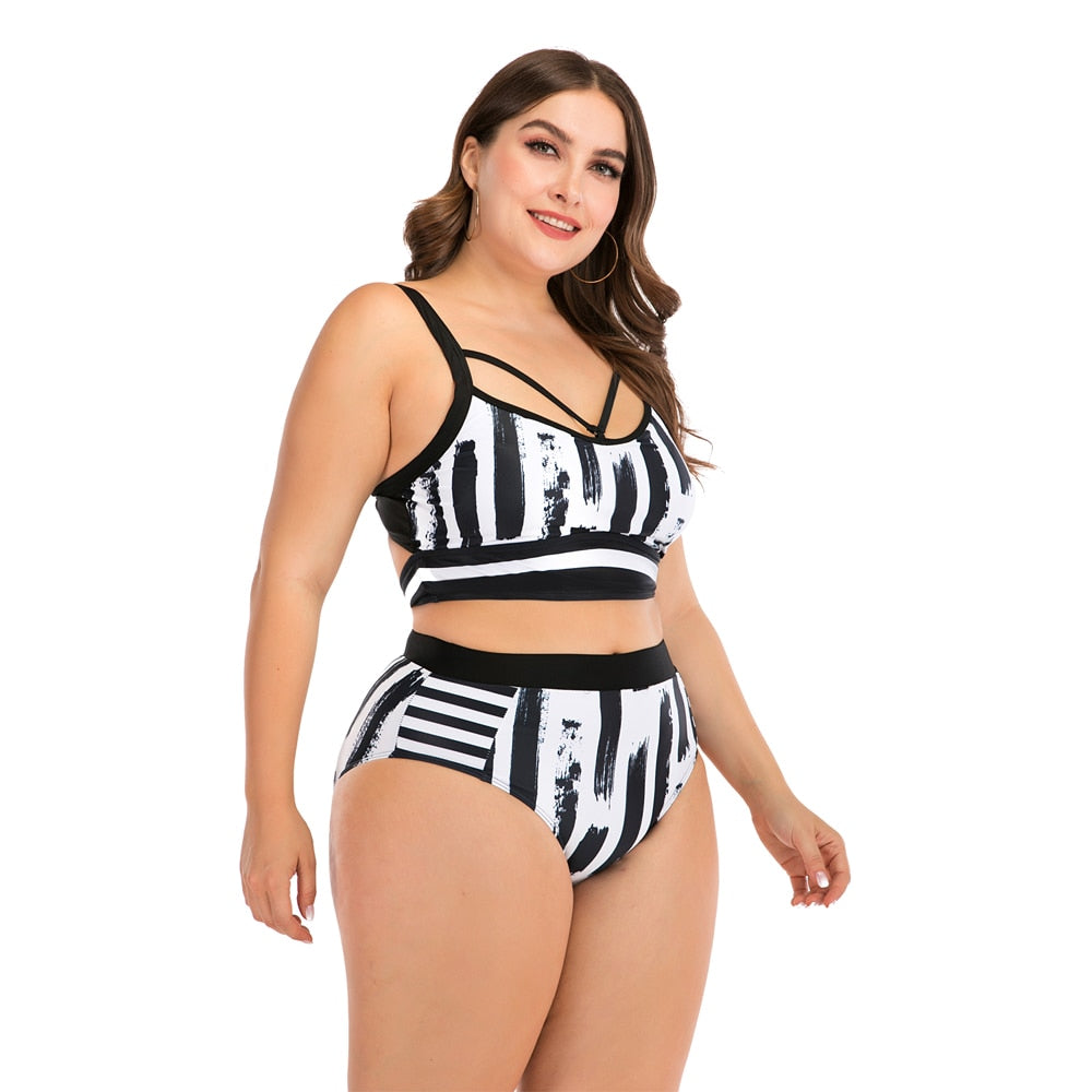Dwuczęściowy Strój Kąpielowy Plus Size W Egzotyczne Wzory