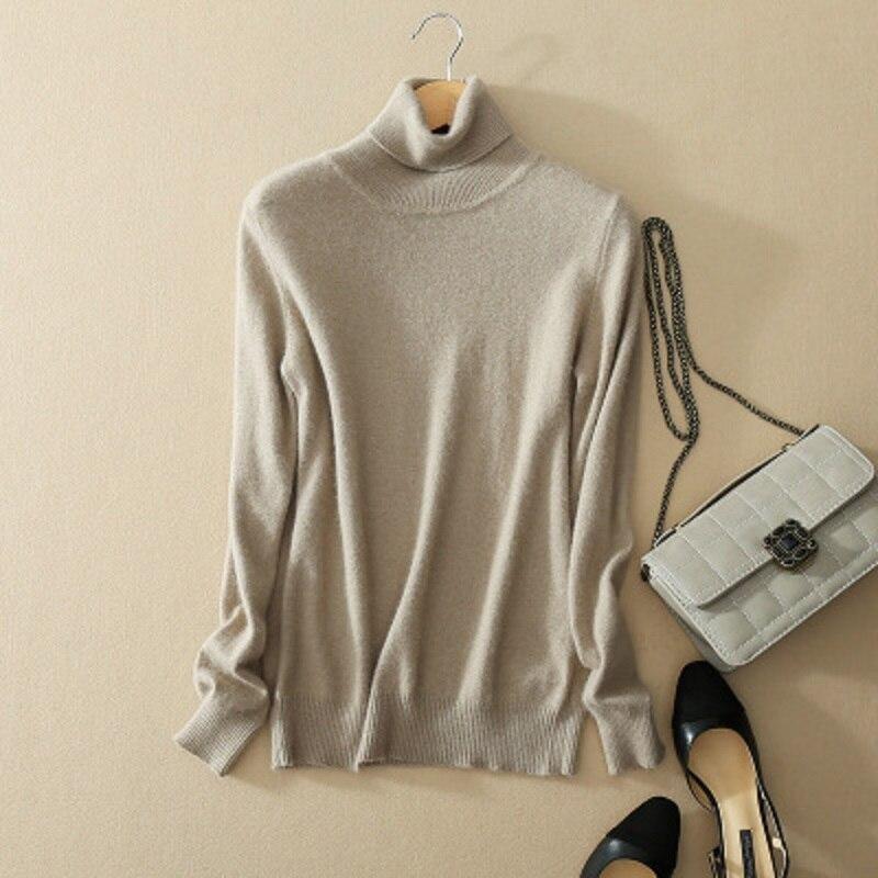 Sweter Z Golfem Zakończony Ściągaczami